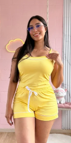 Pijama short y camisa tiras sesgo Luna023
